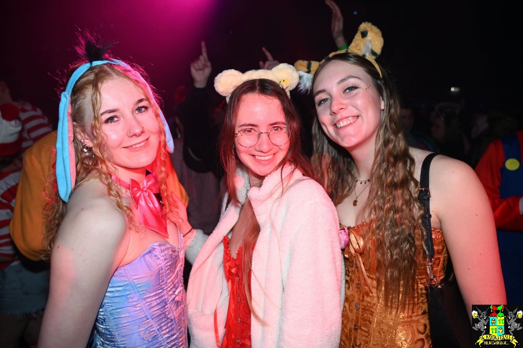 ../Images/Zaterdagavond carnaval 2026 141.jpg